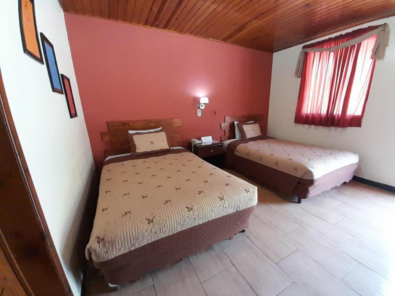 Hotel Y Restaurante Villa Esmeralda Quetzaltenango Extérieur photo