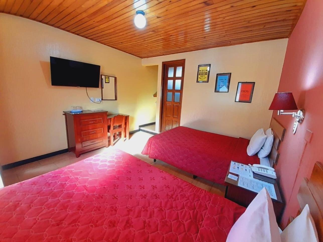 Hotel Y Restaurante Villa Esmeralda Quetzaltenango Extérieur photo