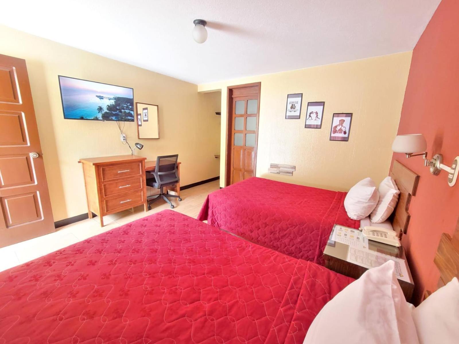 Hotel Y Restaurante Villa Esmeralda Quetzaltenango Extérieur photo